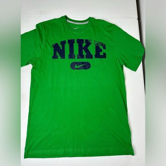 Nike Logo  Green 100% Cotton Graphic Letters Tee Shirt Size L - Picture 1 of 10